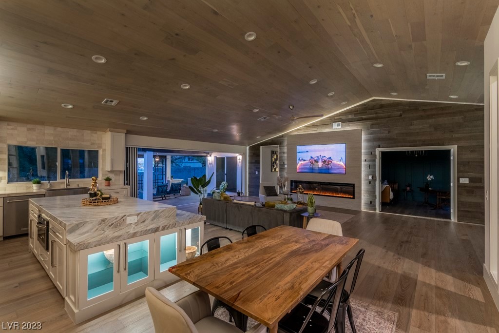 4730 West Robindale Road