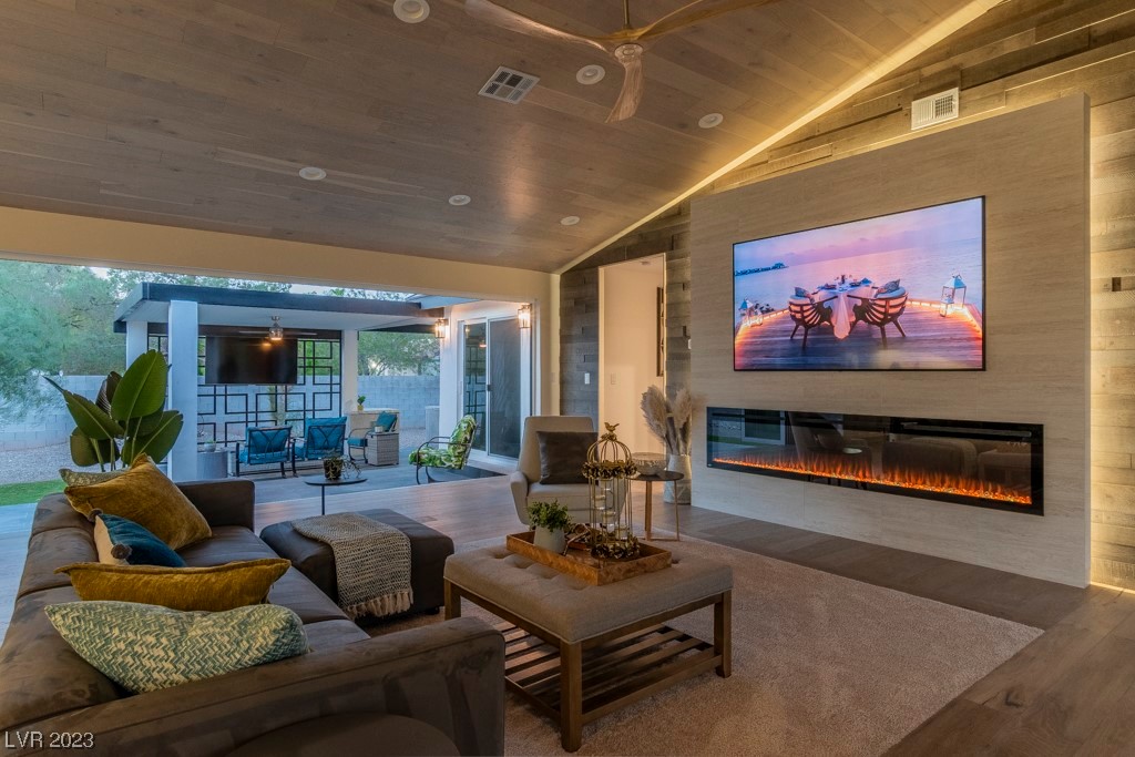 4730 West Robindale Road