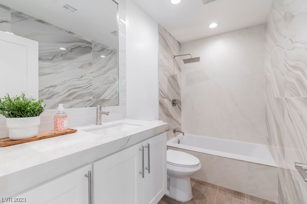 4730 West Robindale Road