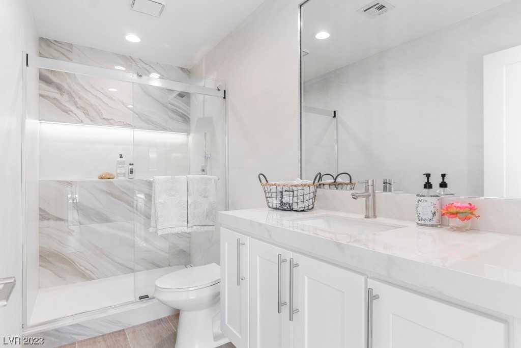 4730 West Robindale Road