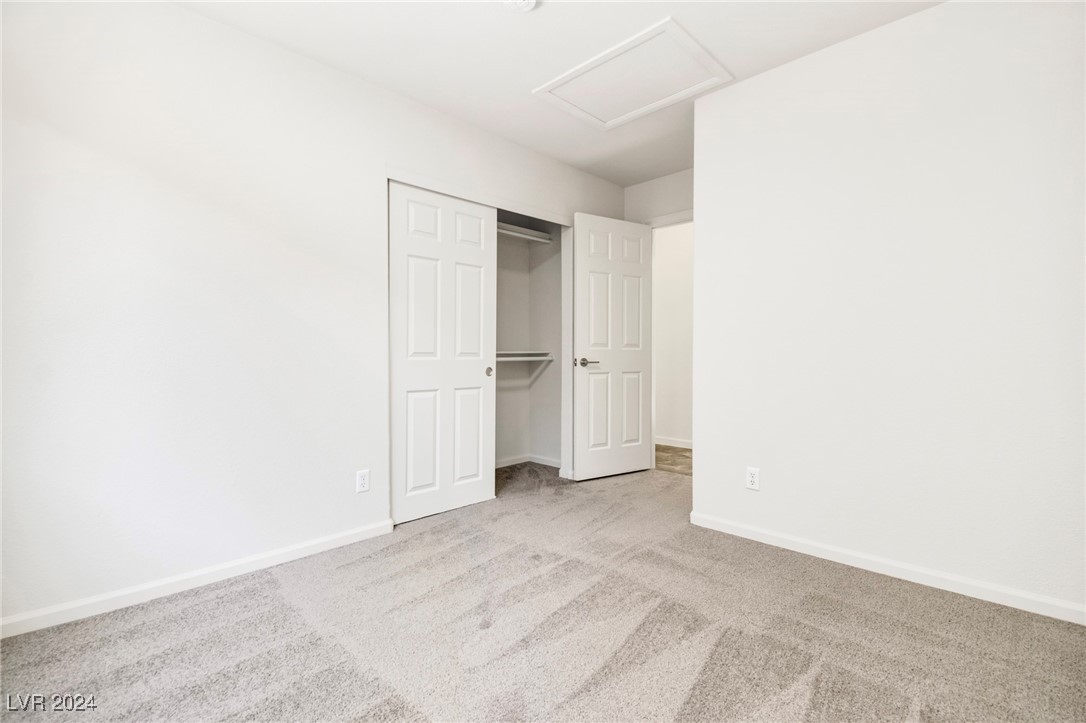 7704 Silver Mallard Avenue