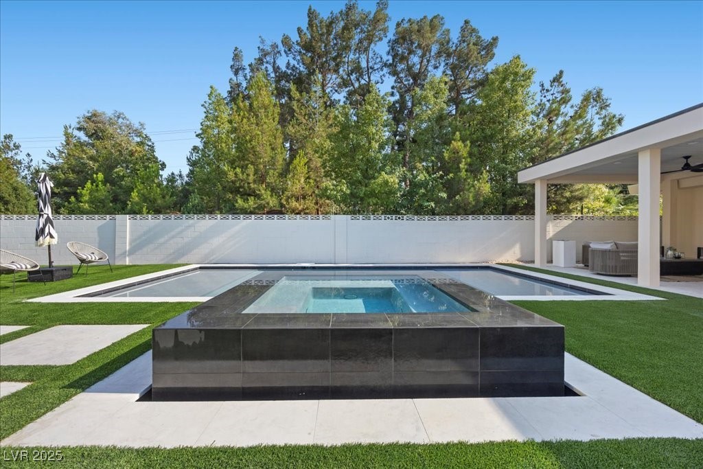 2401 Driftwood Drive