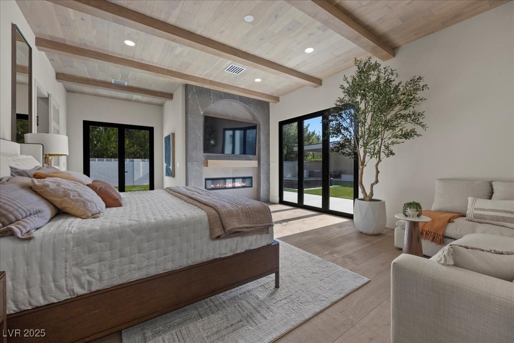 2401 Driftwood Drive