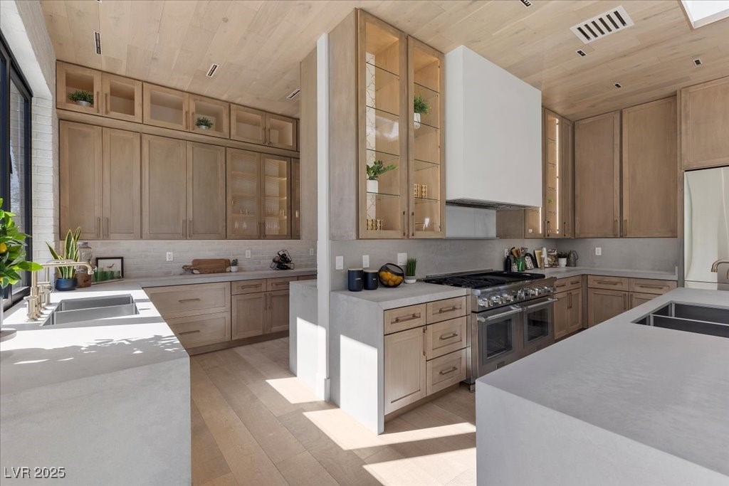 2401 Driftwood Drive