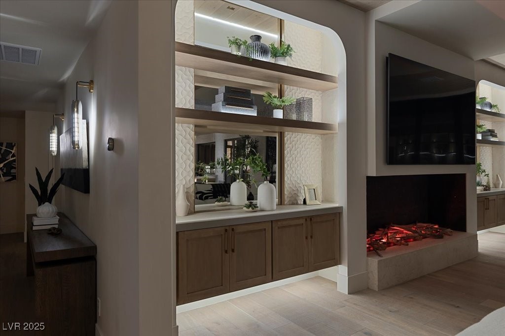 2401 Driftwood Drive