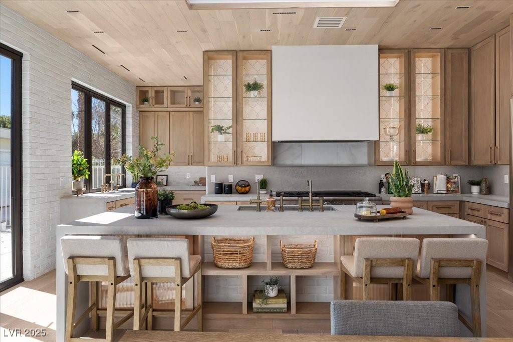 2401 Driftwood Drive