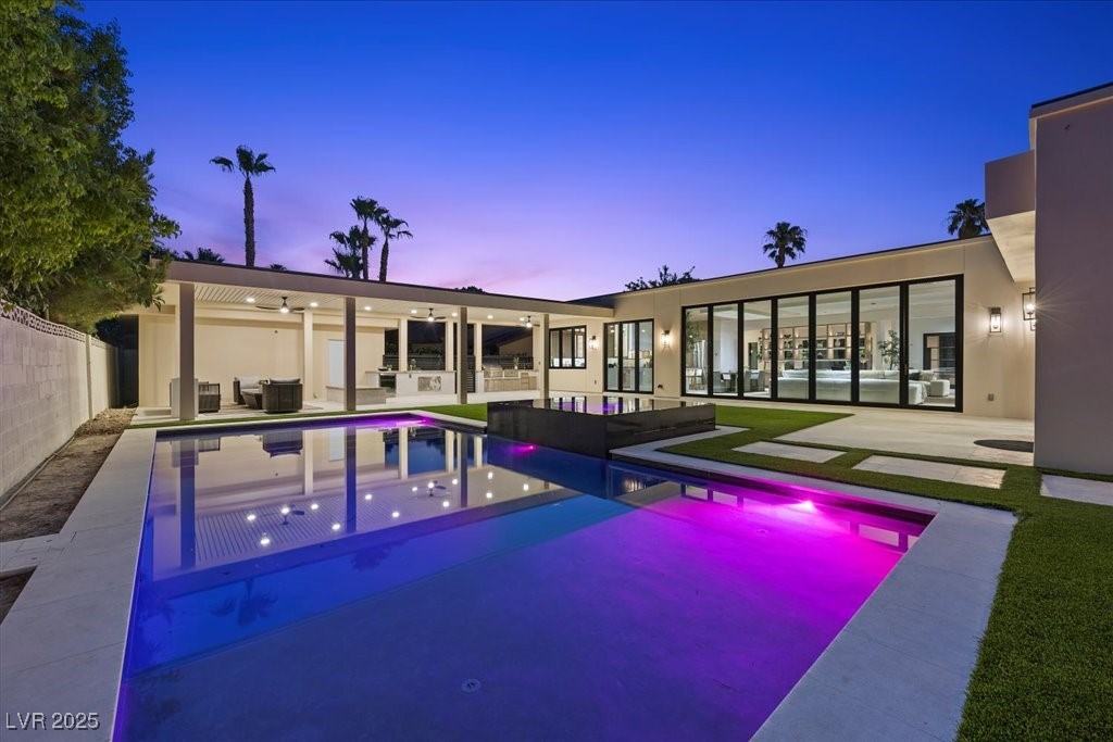 2401 Driftwood Drive