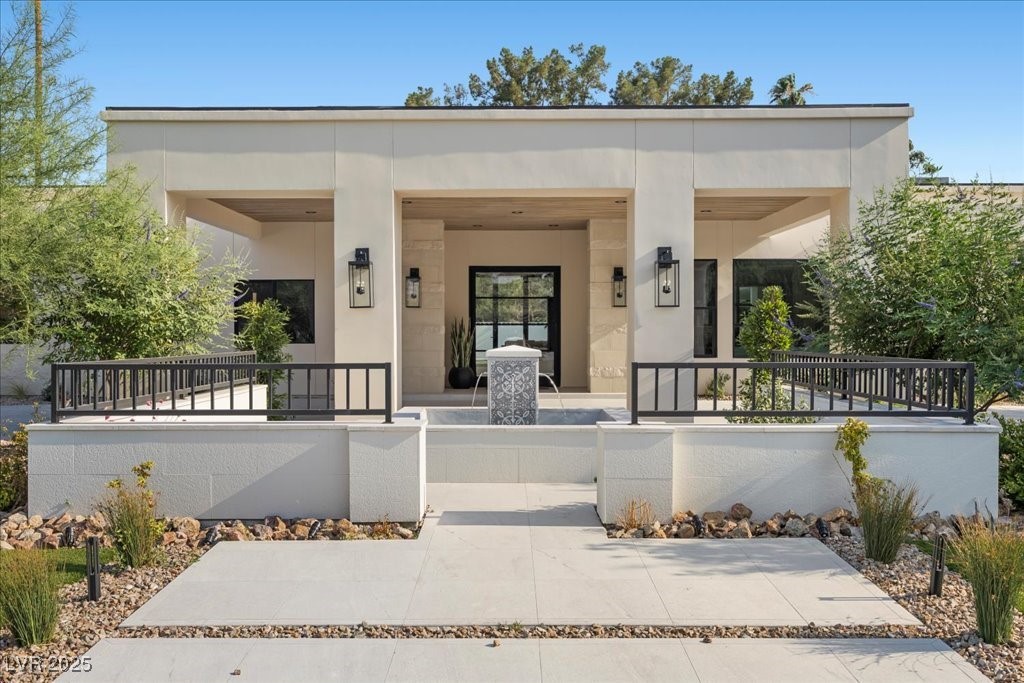 2401 Driftwood Drive