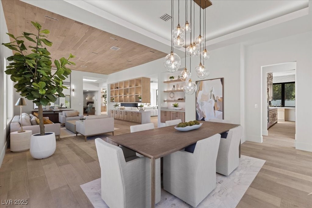 2401 Driftwood Drive