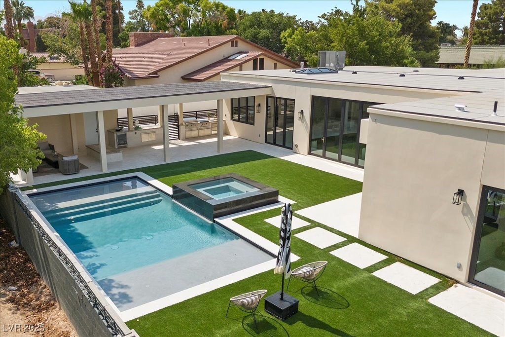 2401 Driftwood Drive