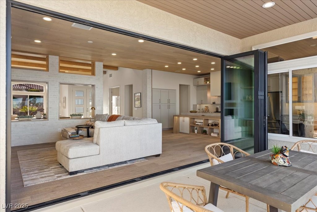 2508 Faiss Drive