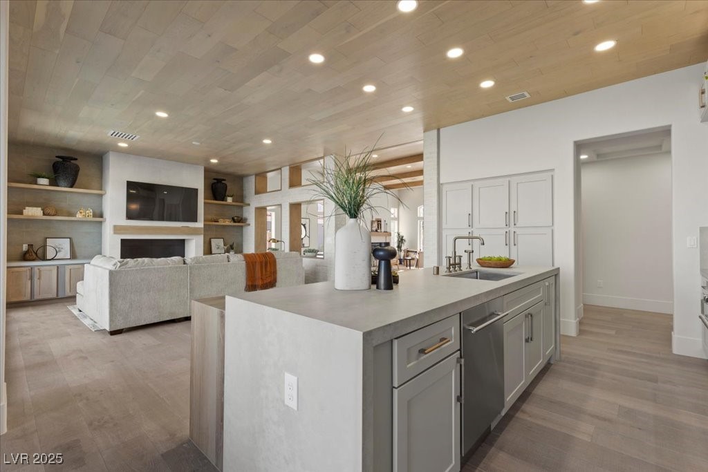 2508 Faiss Drive