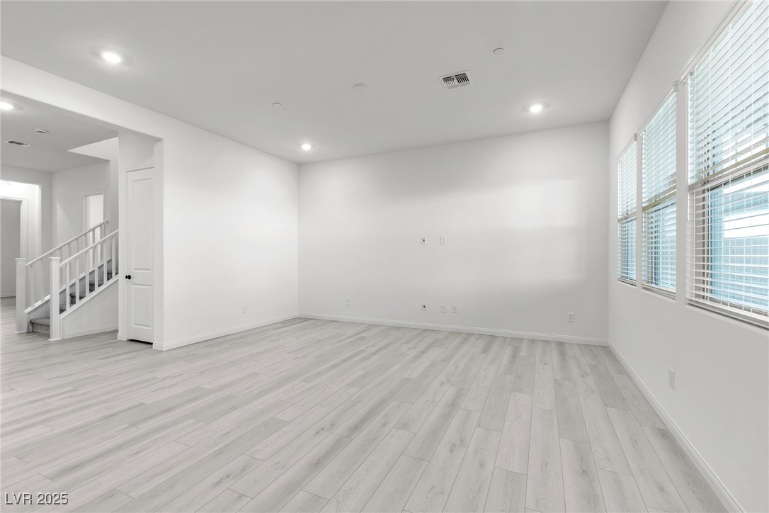 584 La Vista Acres Lane