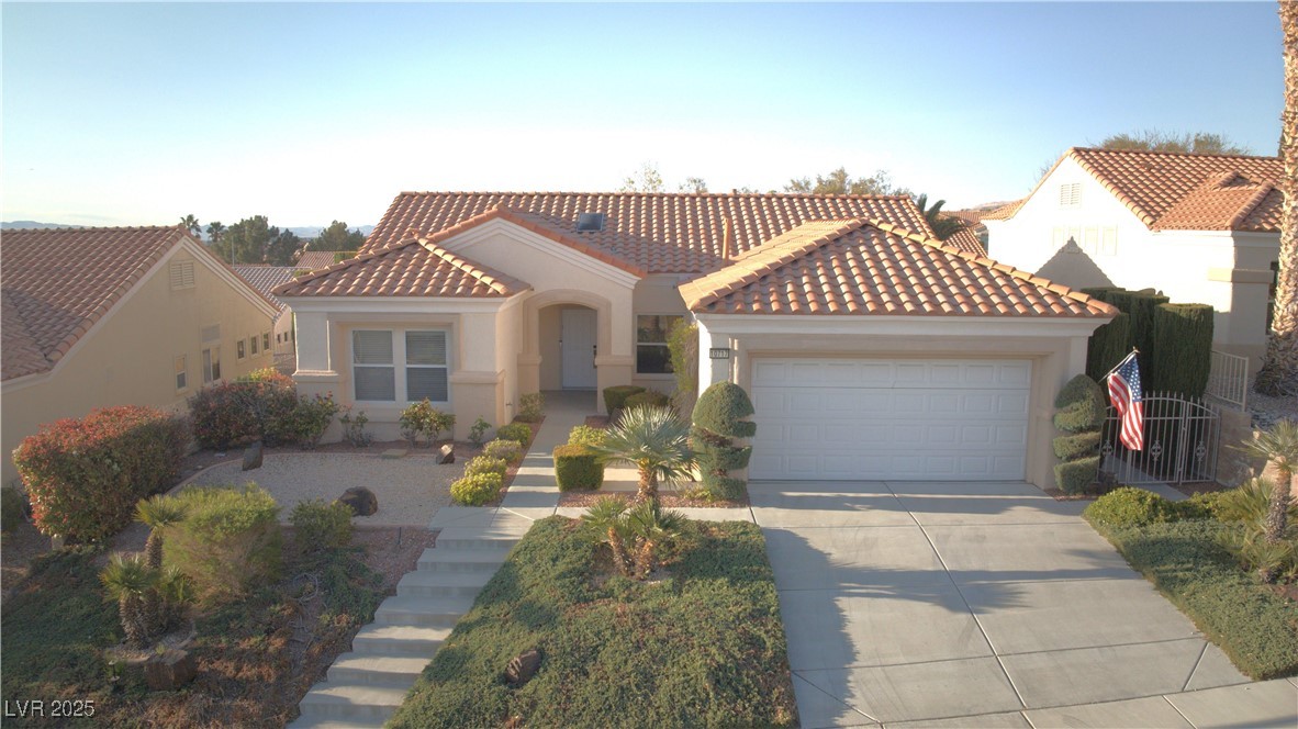 10717 Grand Cypress Avenue