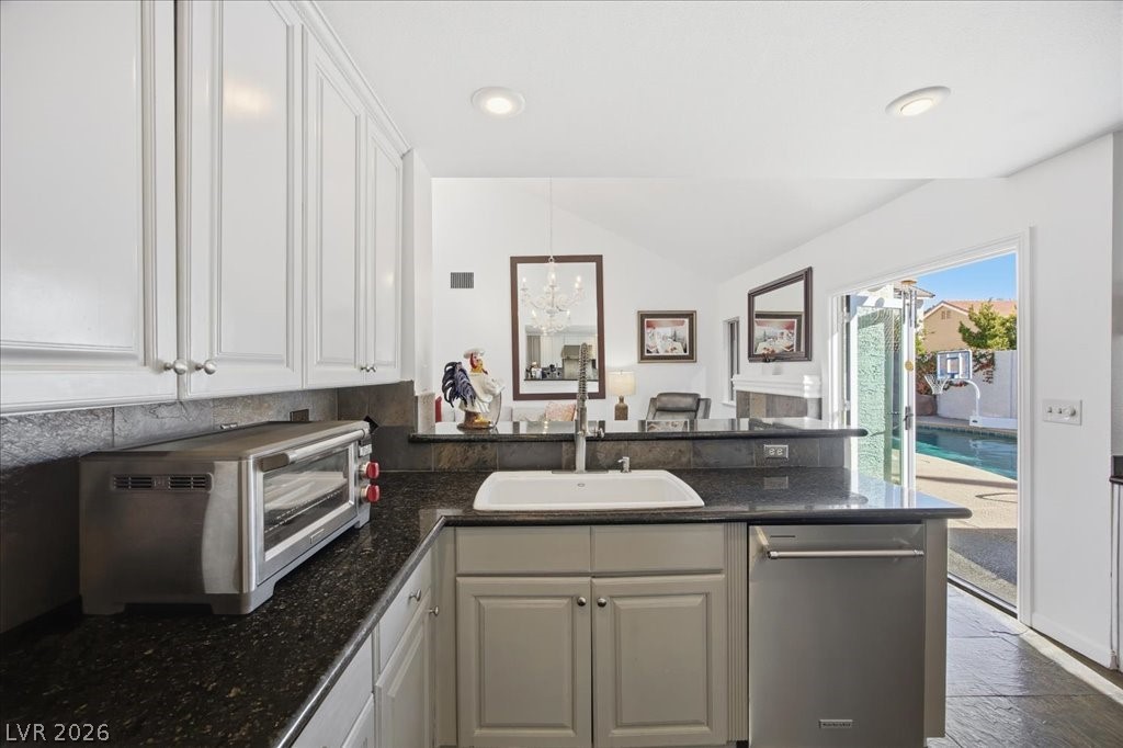 2924 Bridge Creek Street