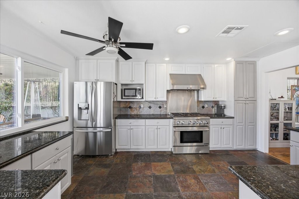 2924 Bridge Creek Street