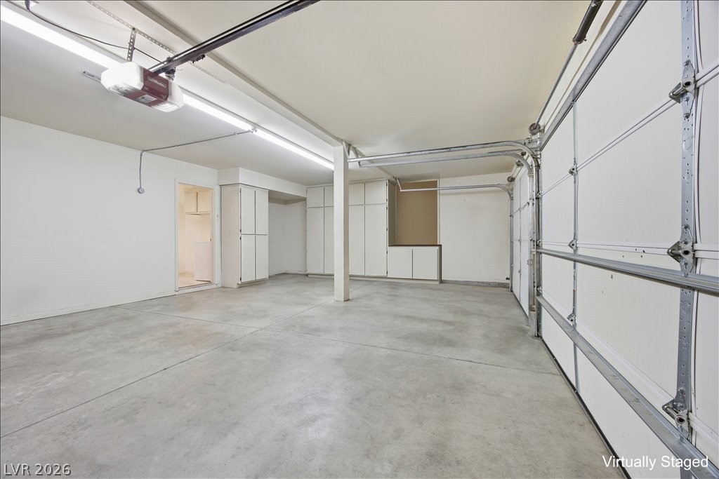 2924 Bridge Creek Street