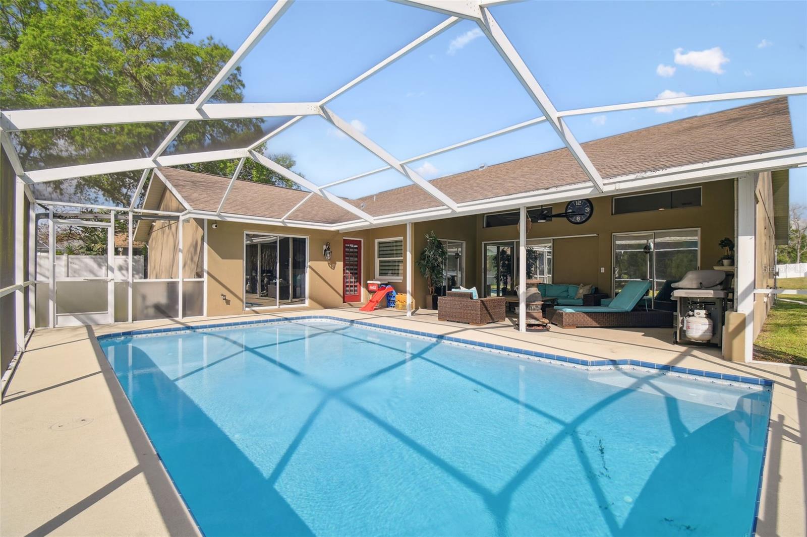 11209 RAINBOW WOODS LOOP