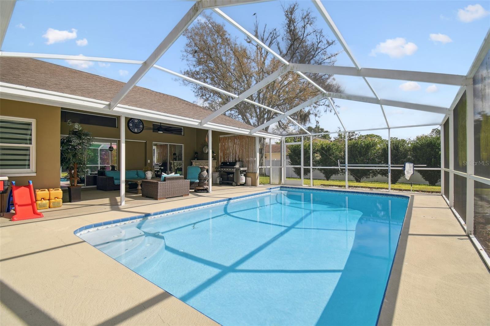11209 RAINBOW WOODS LOOP