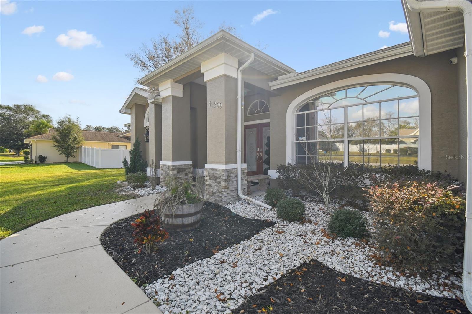 11209 RAINBOW WOODS LOOP