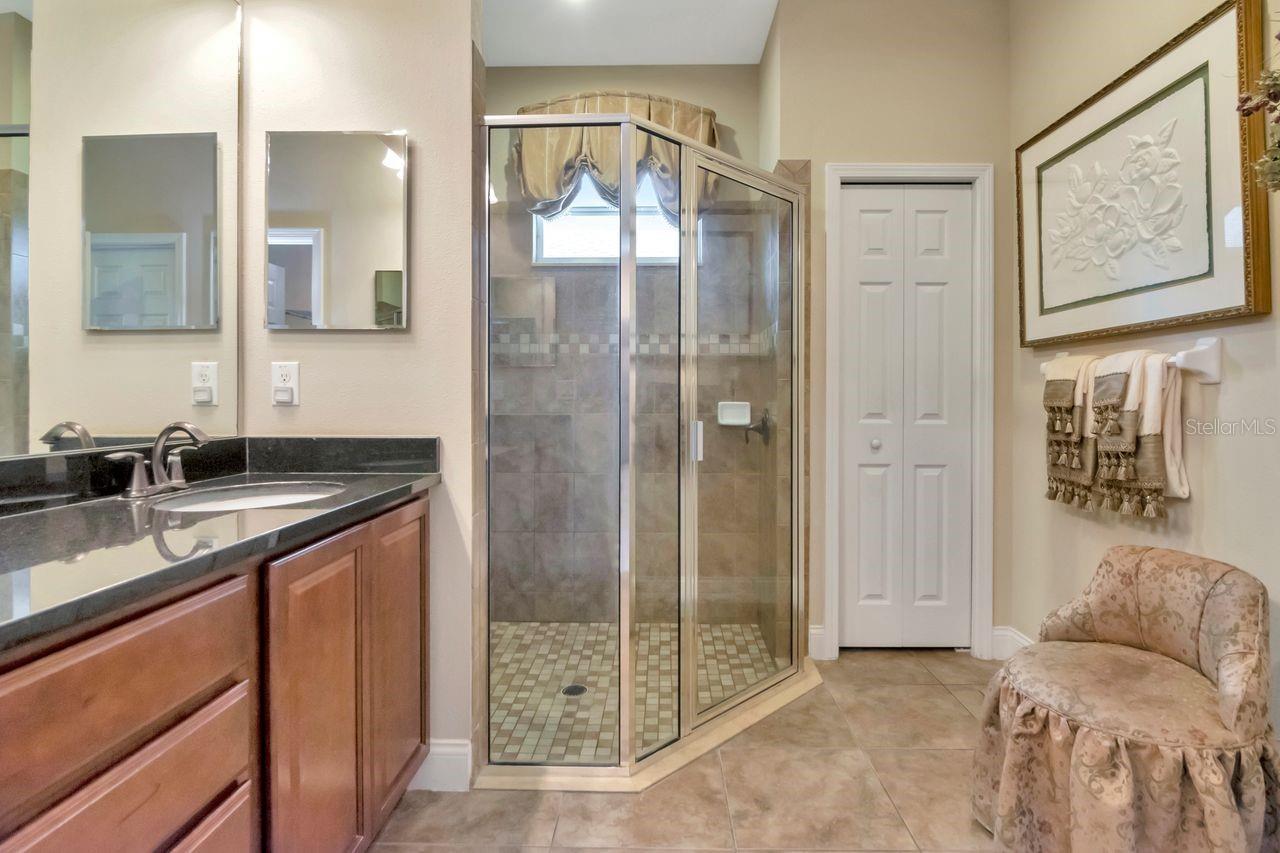 3302 GRANITE RIDGE LOOP