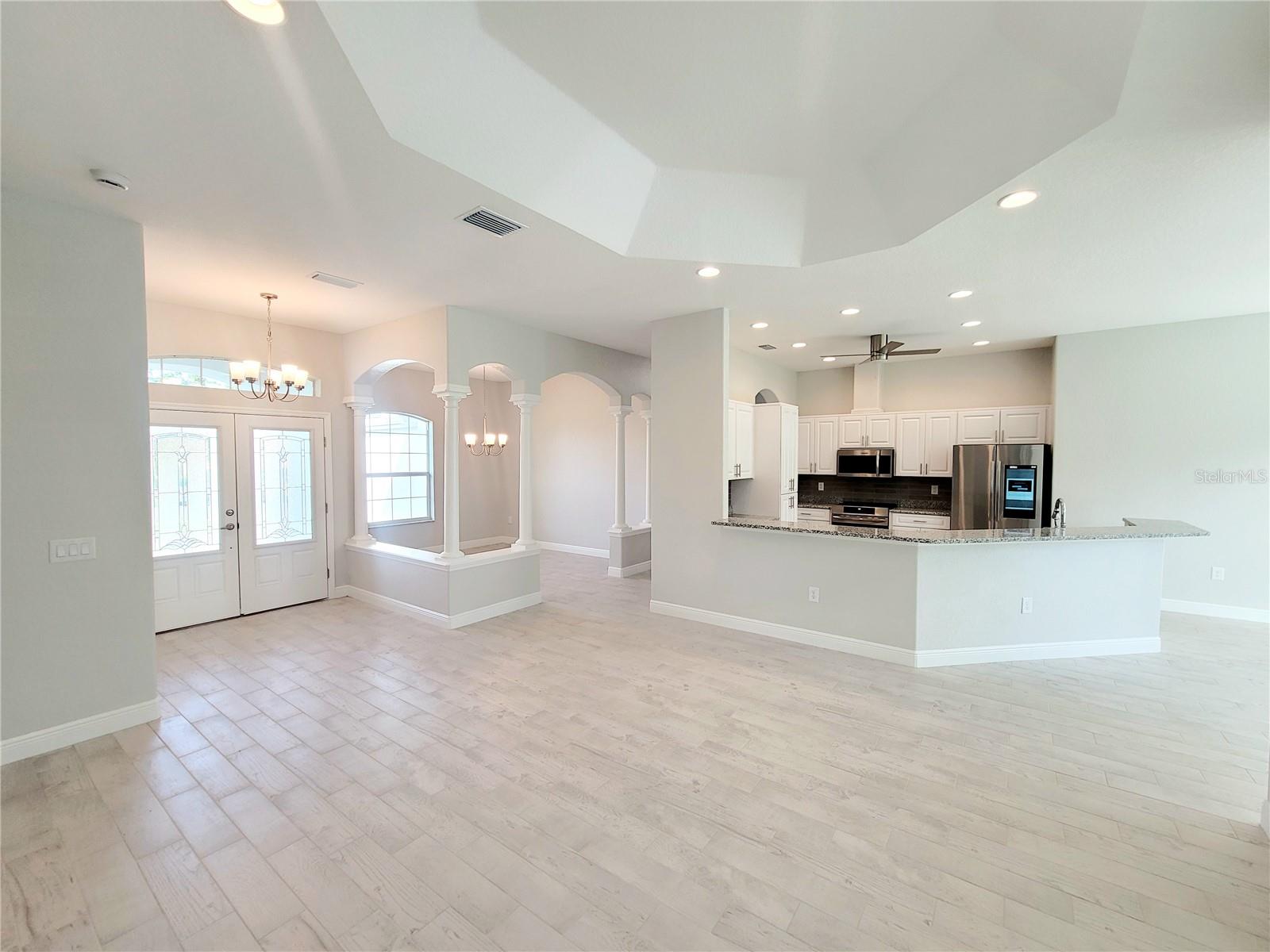 10361 PALMGREN LN