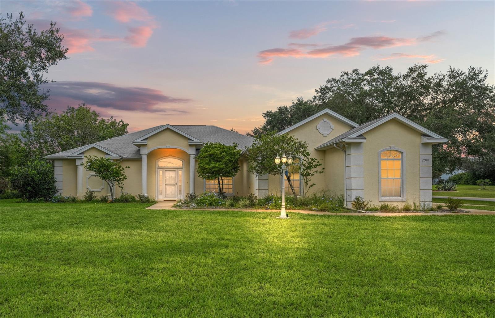 2910 N ANNAPOLIS AVE