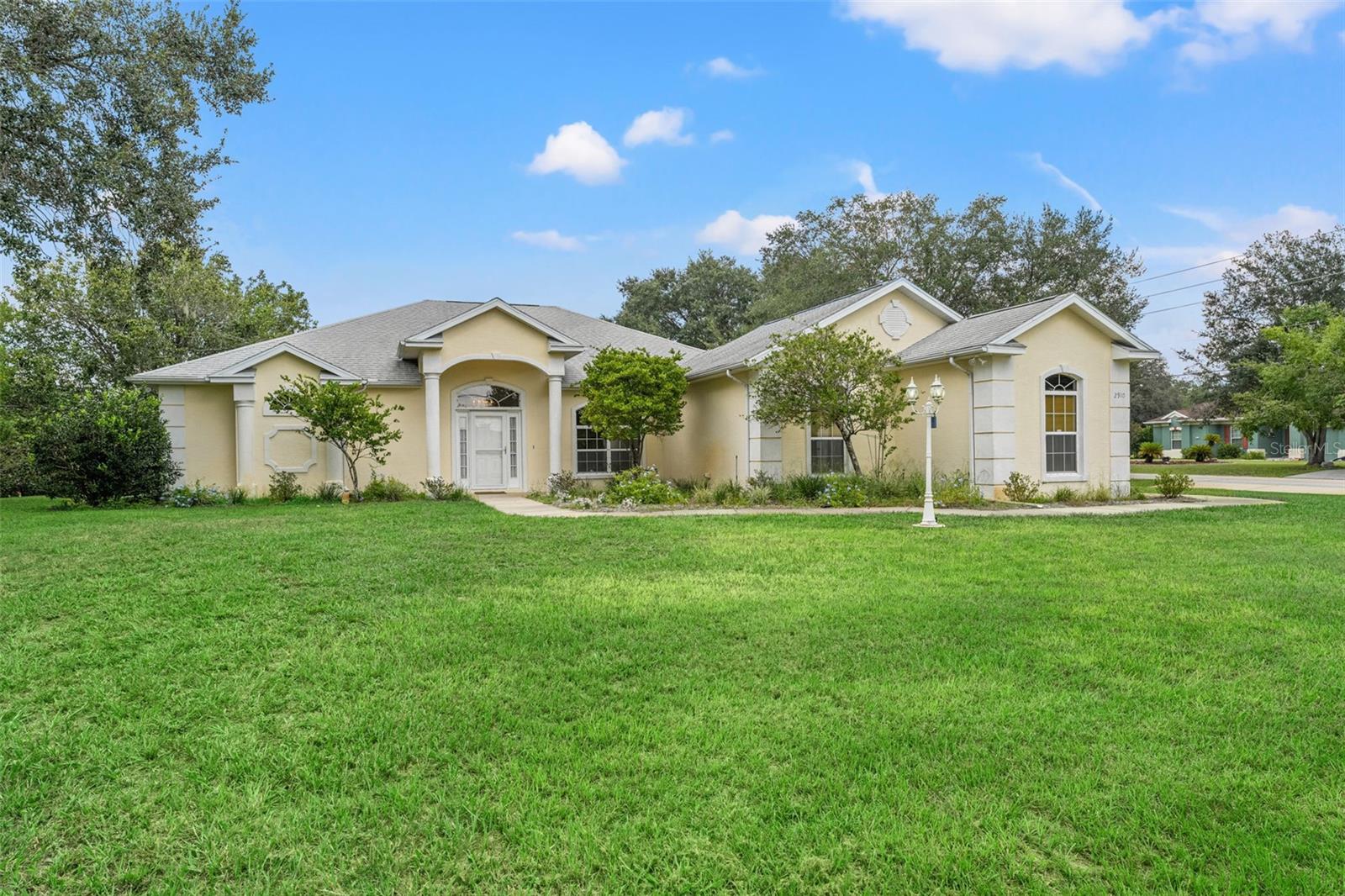 2910 N ANNAPOLIS AVE