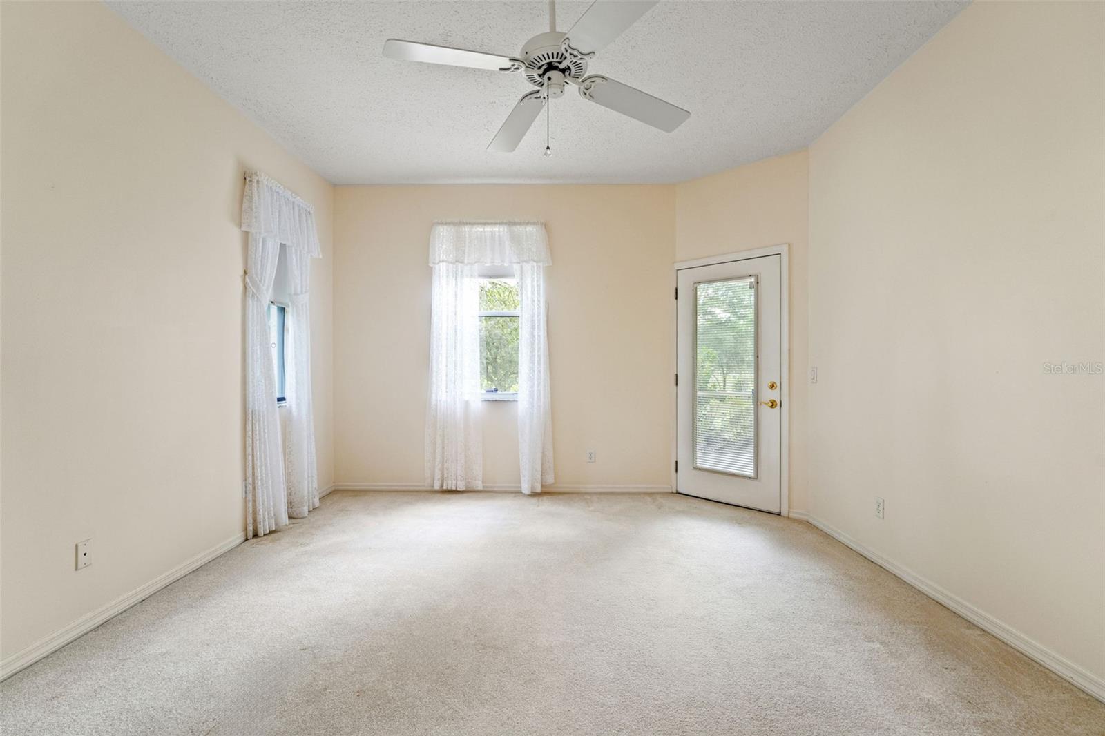 2910 N ANNAPOLIS AVE