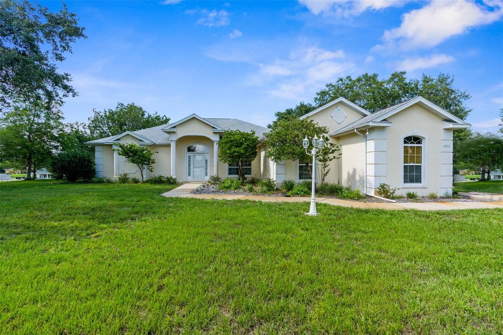 2910 N ANNAPOLIS AVE