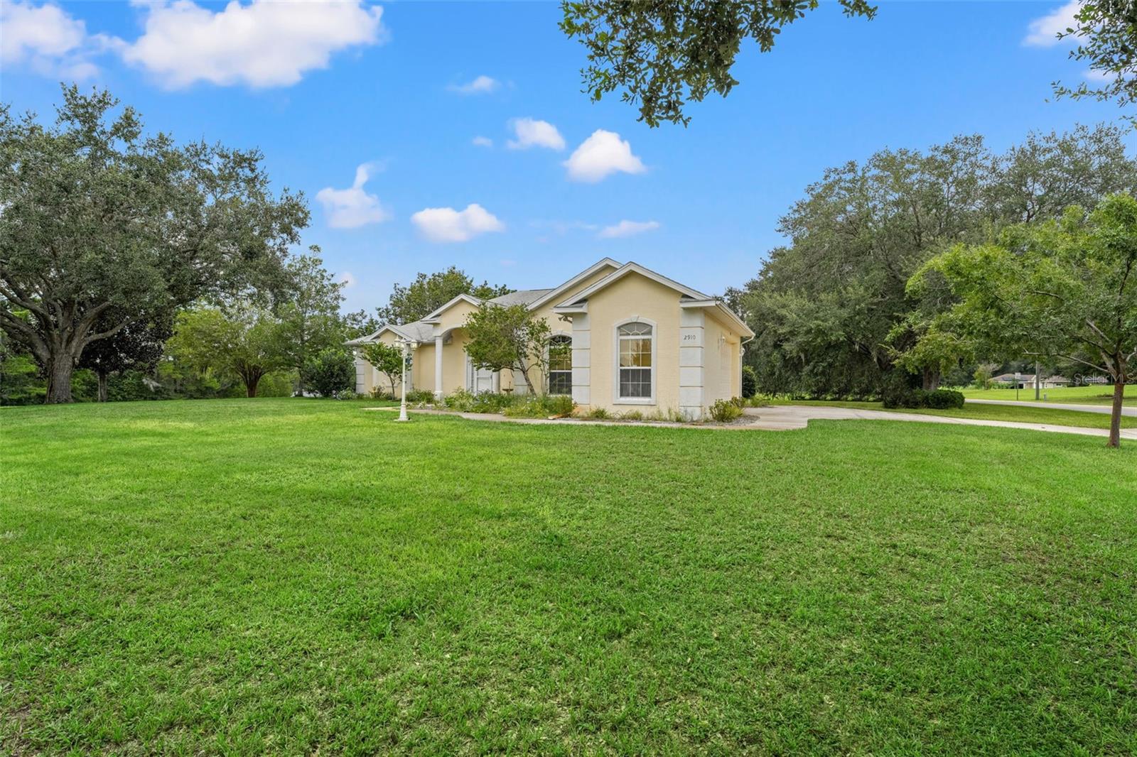 2910 N ANNAPOLIS AVE