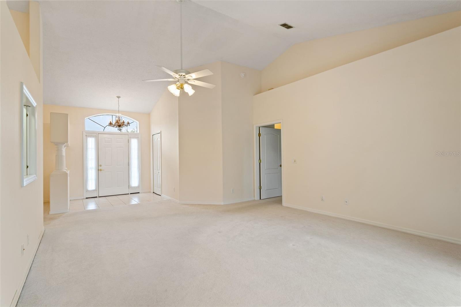 2910 N ANNAPOLIS AVE