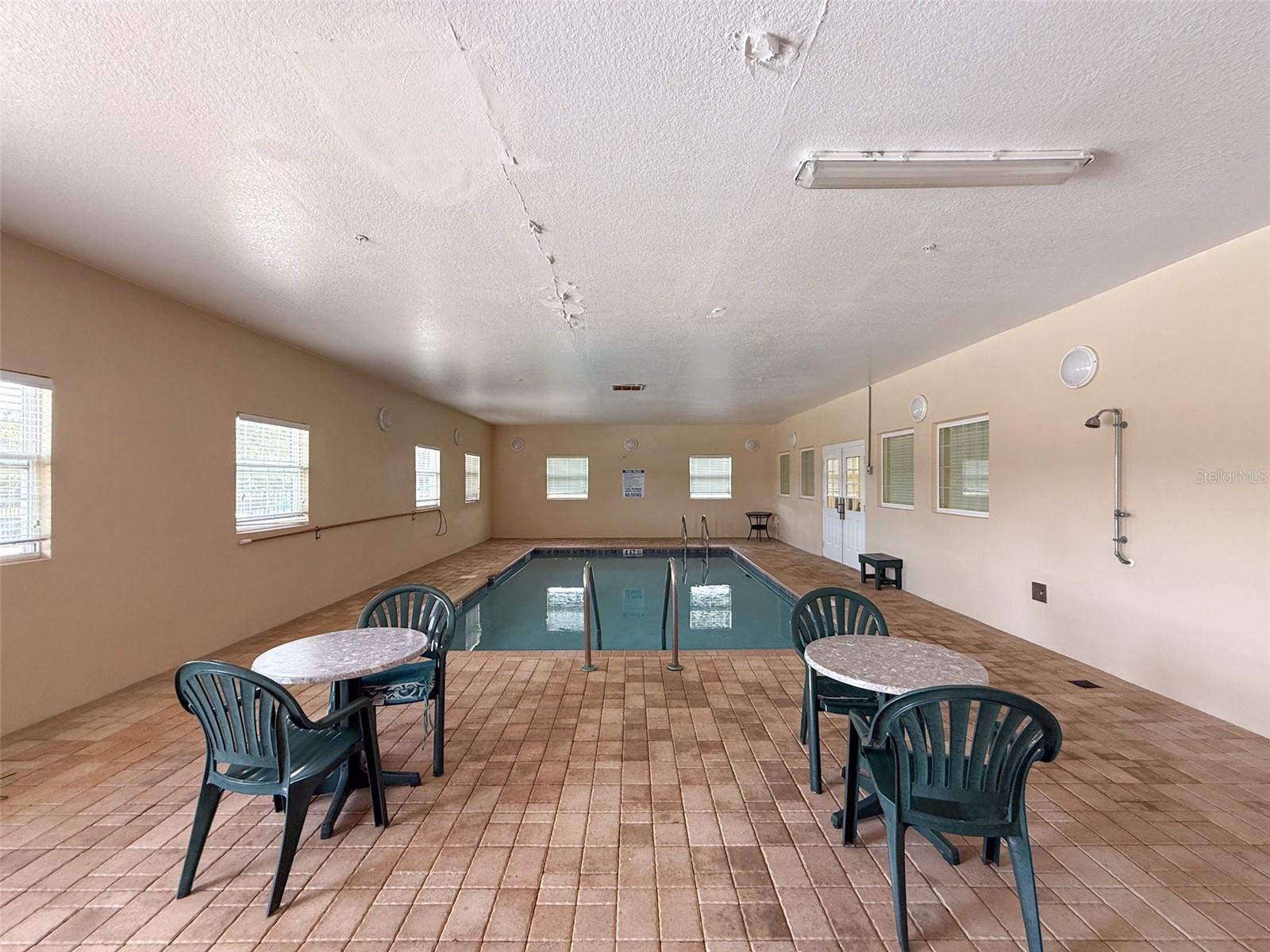 8176 SOUTHERN PINES DR #8176