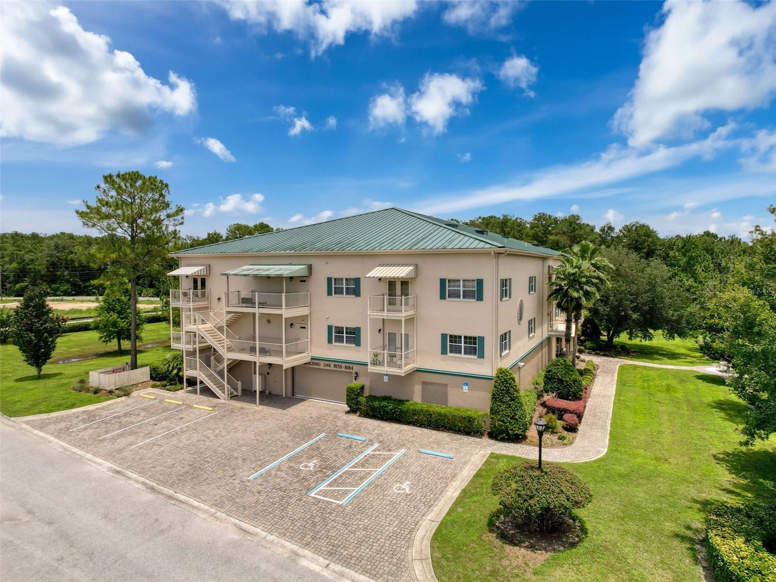 8176 SOUTHERN PINES DR #8176