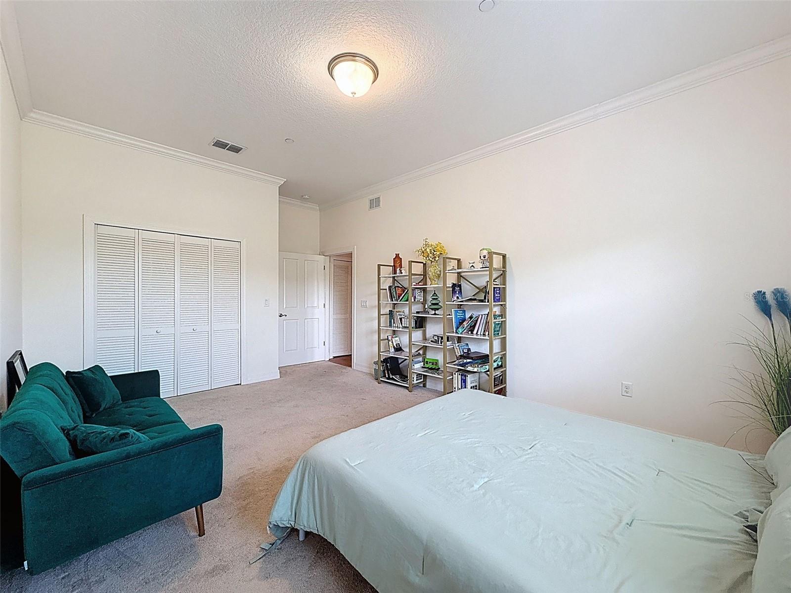 8176 SOUTHERN PINES DR #8176