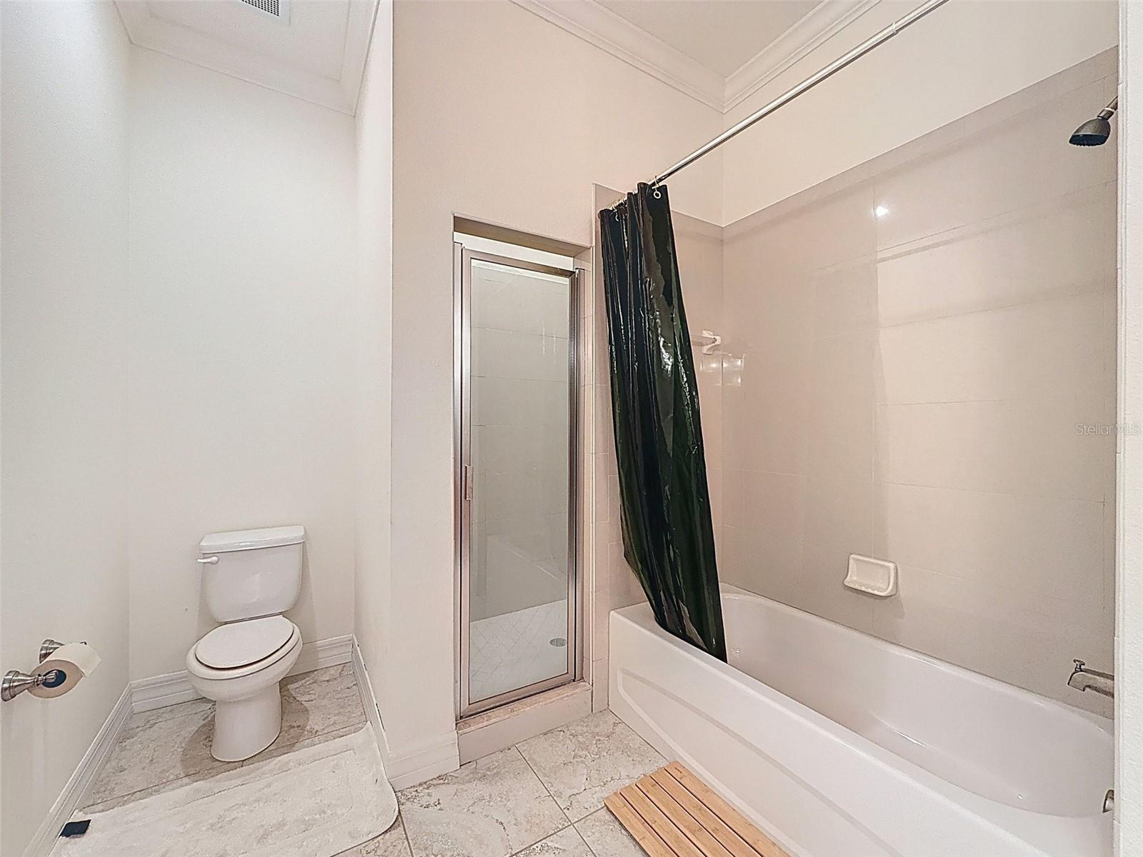 8176 SOUTHERN PINES DR #8176