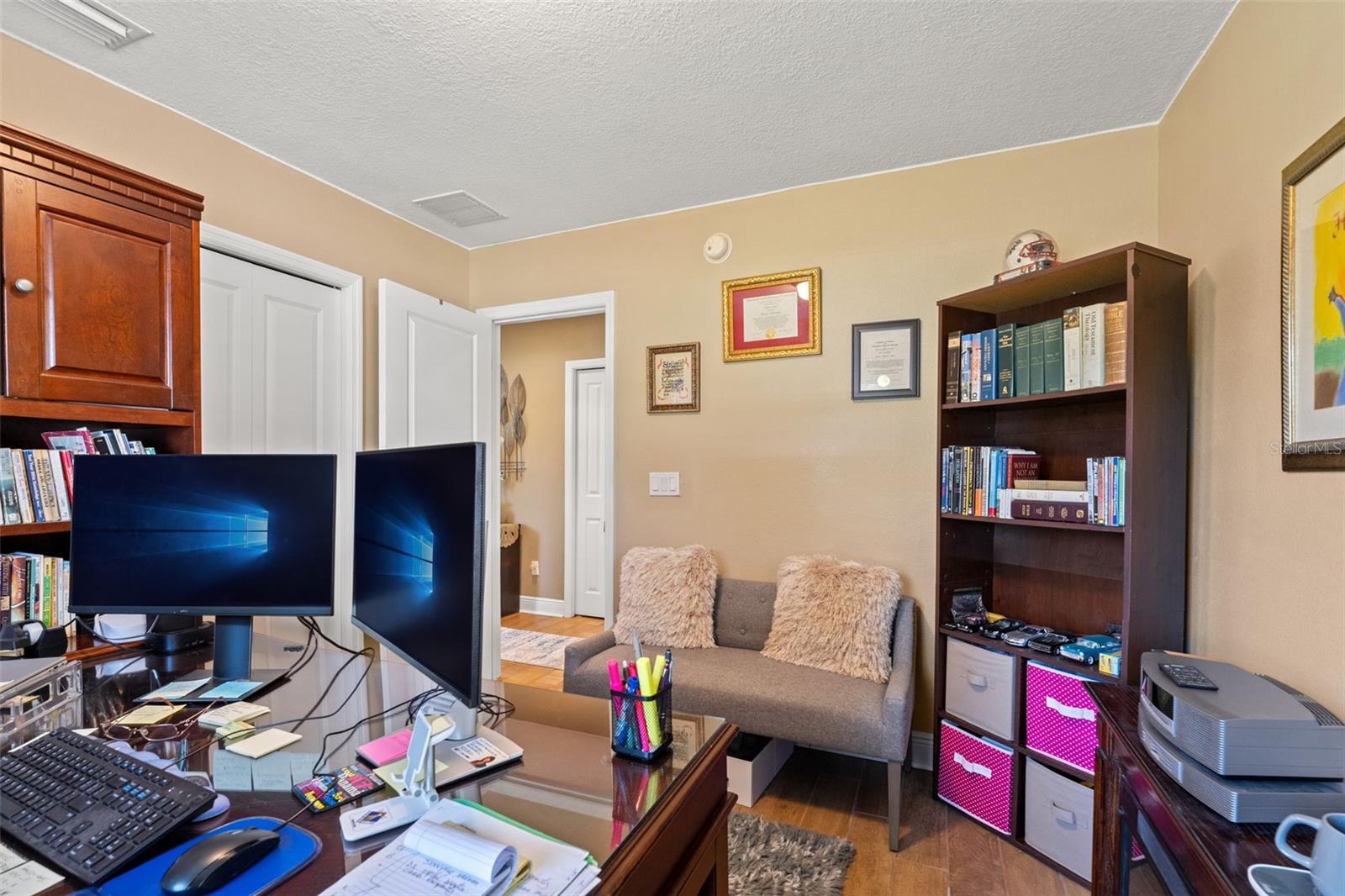 2526 LAKE ELLEN LN