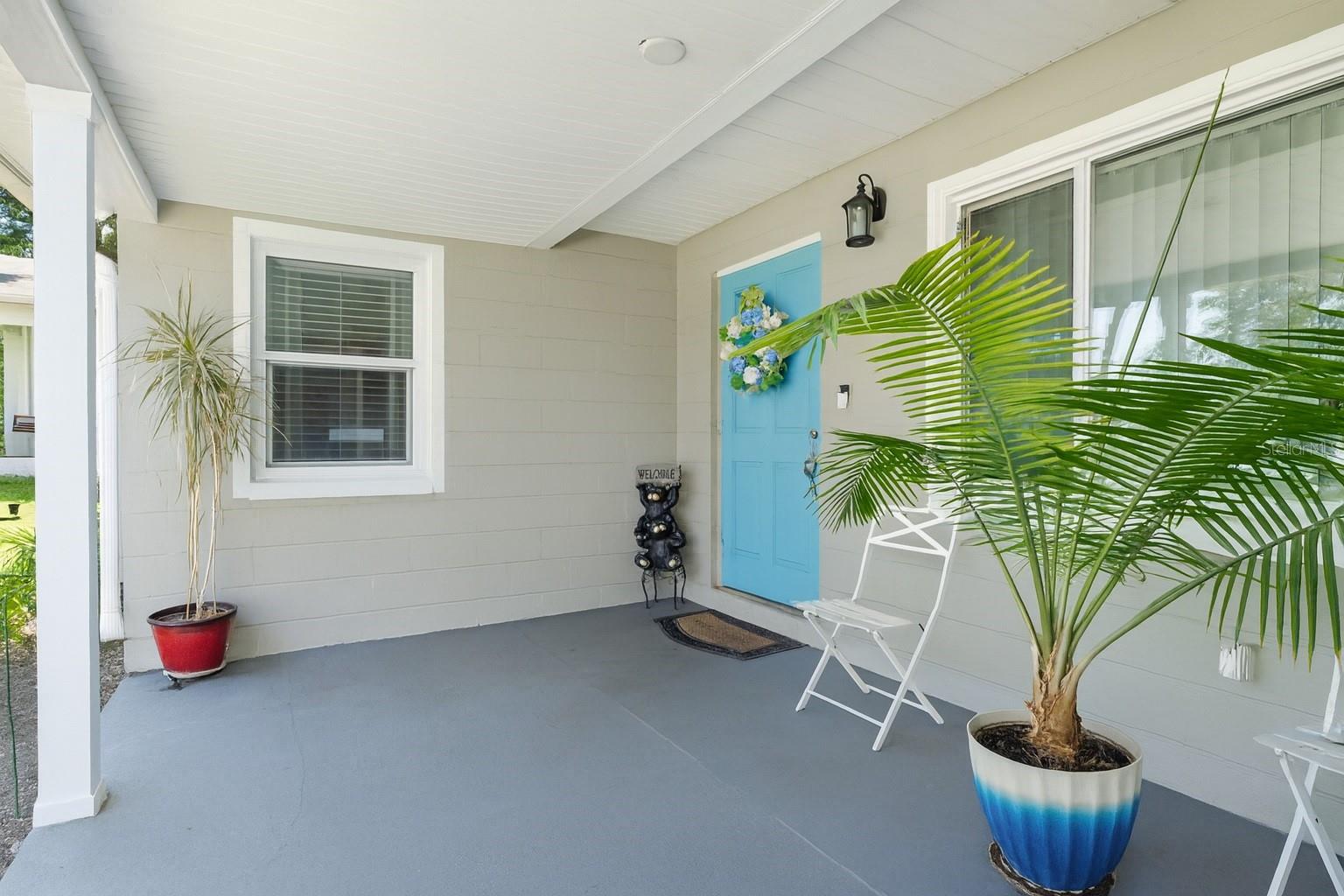 2526 LAKE ELLEN LN