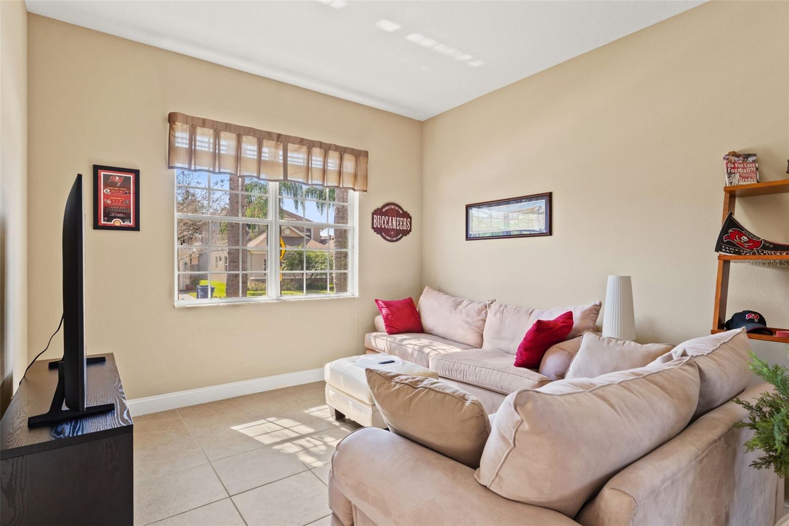 3303 STONEGATE FALLS DR