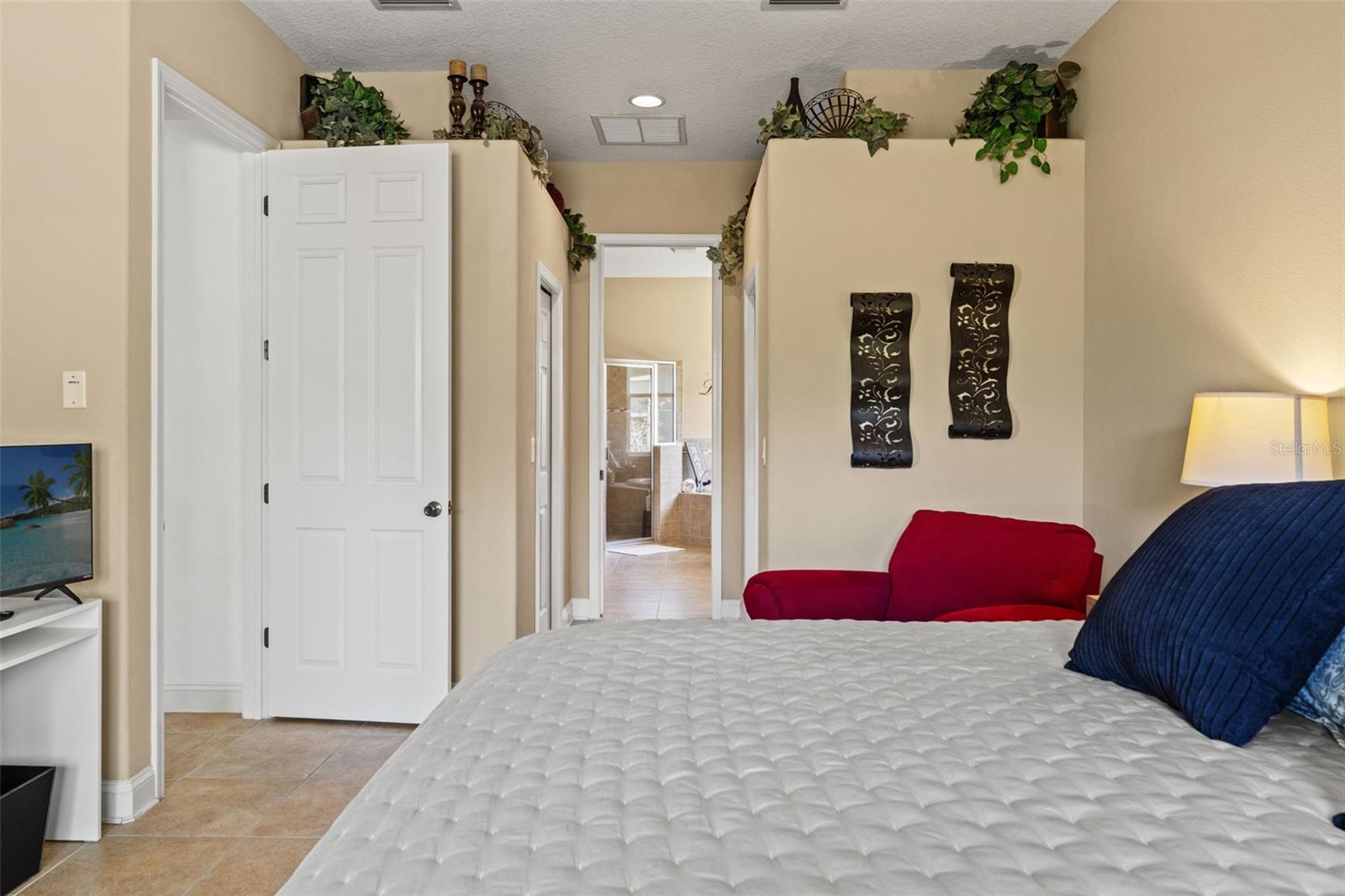 3303 STONEGATE FALLS DR