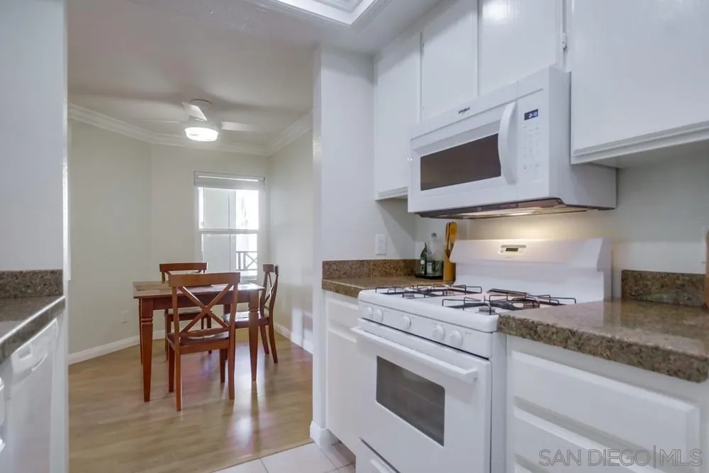 2015 Lakeridge Cir Unit 102