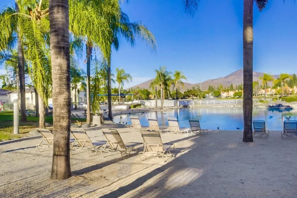 2015 Lakeridge Cir Unit 102