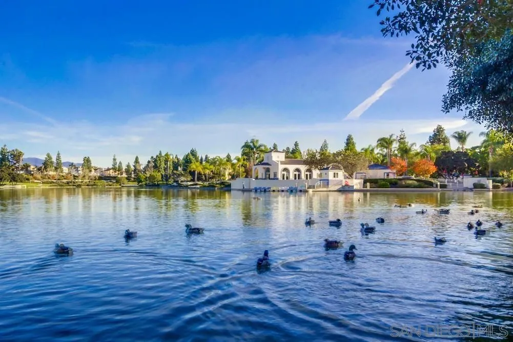 2015 Lakeridge Cir Unit 102