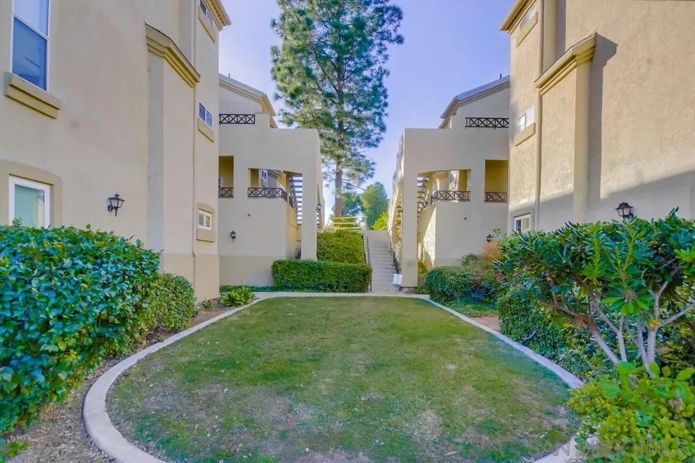 2015 Lakeridge Cir Unit 102