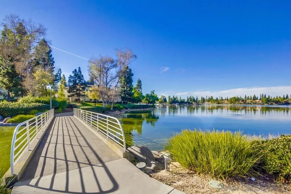 2015 Lakeridge Cir Unit 102