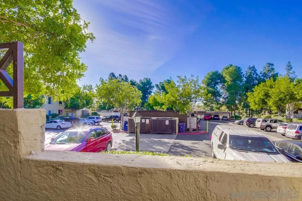 2015 Lakeridge Cir Unit 102