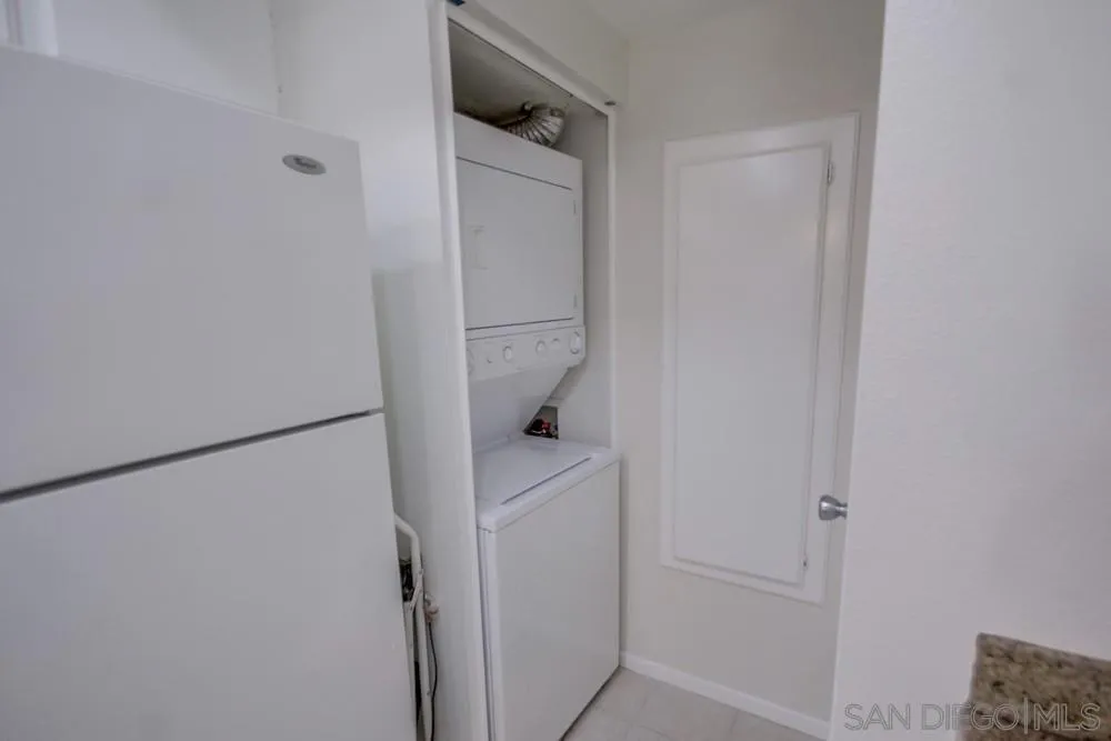 2015 Lakeridge Cir Unit 102