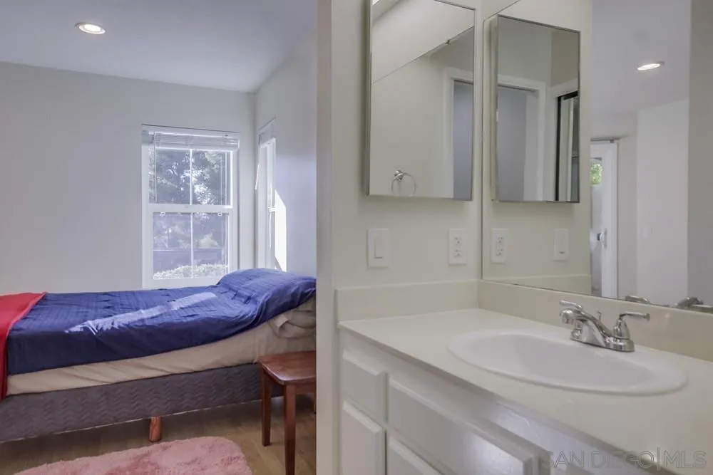 2015 Lakeridge Cir Unit 102