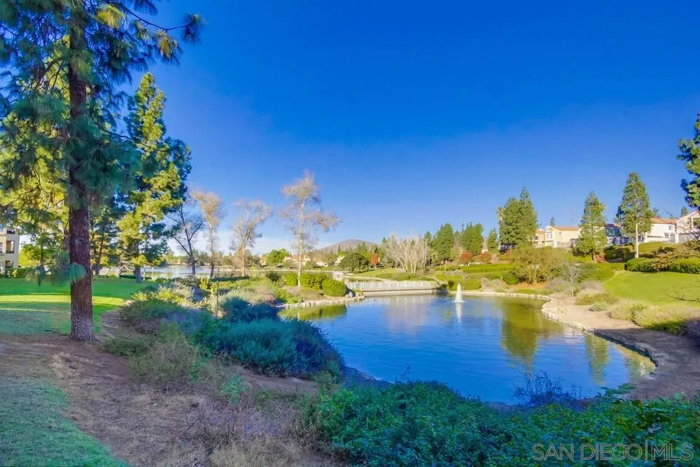 2015 Lakeridge Cir Unit 102