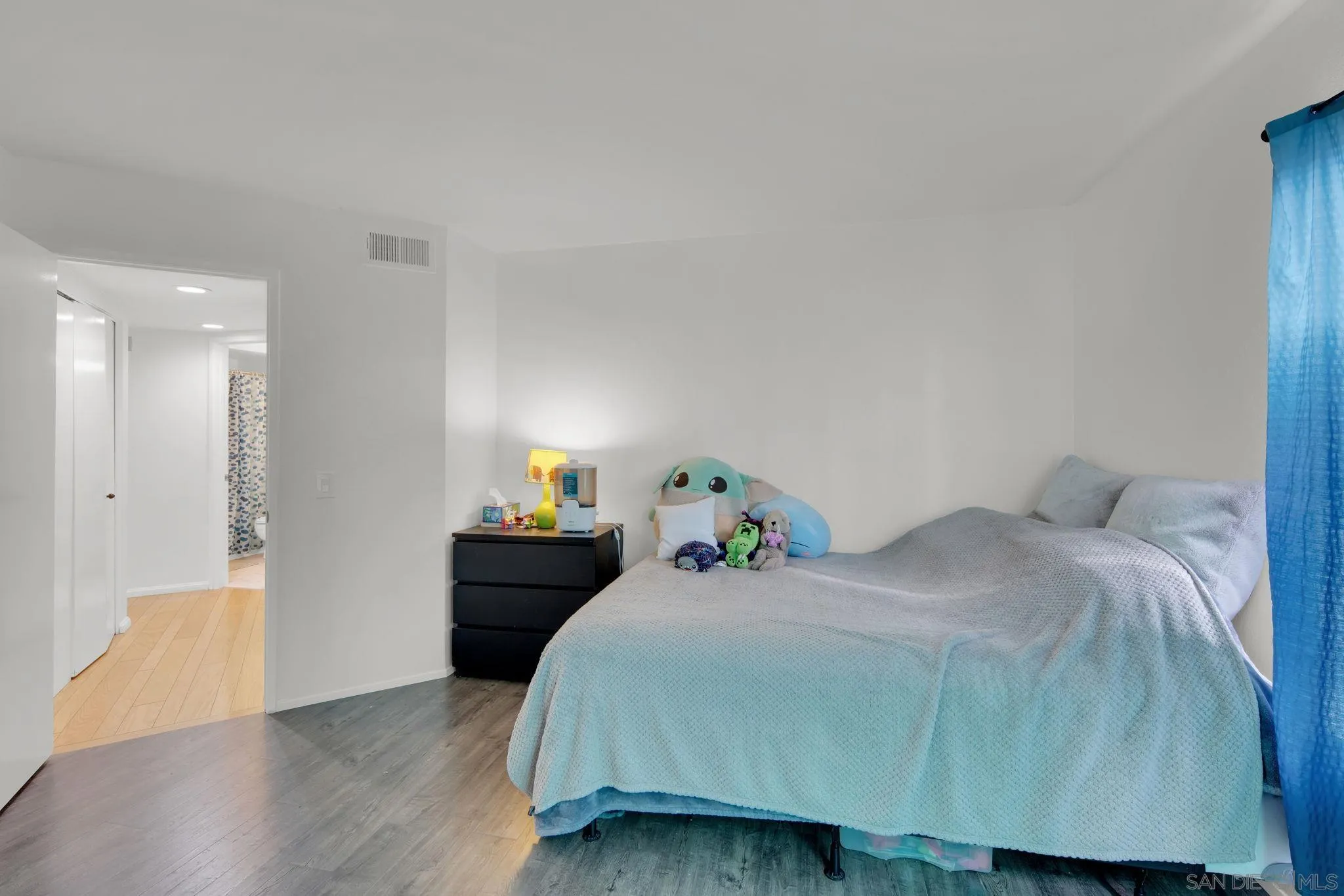 7245 Navajo Rd Unit D250